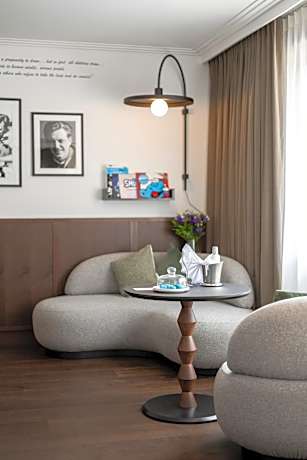 Homage Suite Audrey Hepburn with Garden View