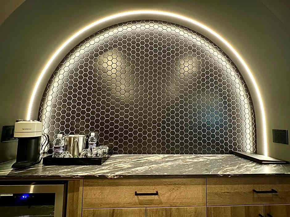 Carriage House Hotel & Conference Centre