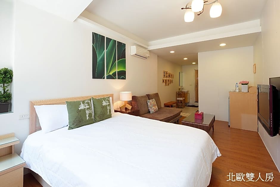 Happiness Yes Hostel II