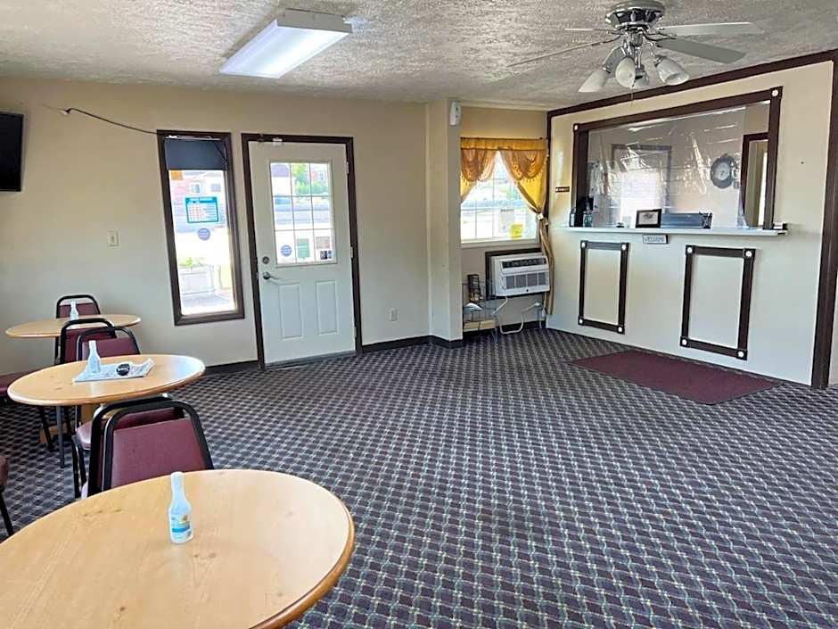 Economy Inn McCook