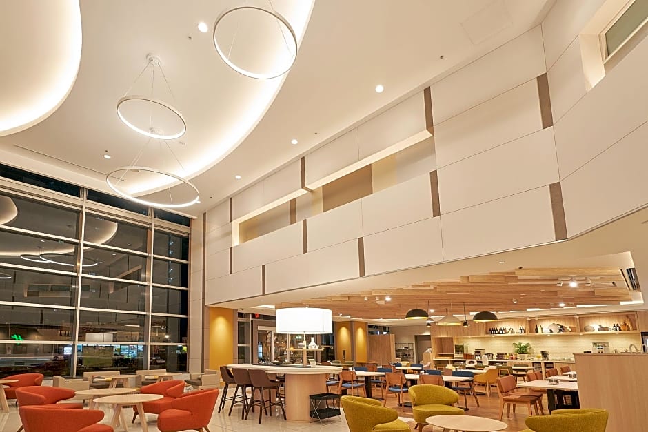 Holiday Inn & Suites Shin Osaka By IHG