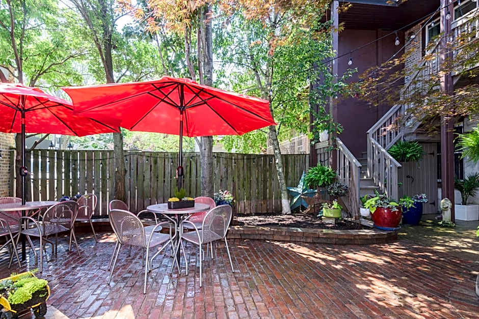 House 5863- Chicago'S Premier Bed And Breakfast