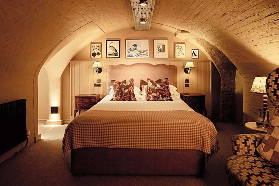 The Churchill Hotel