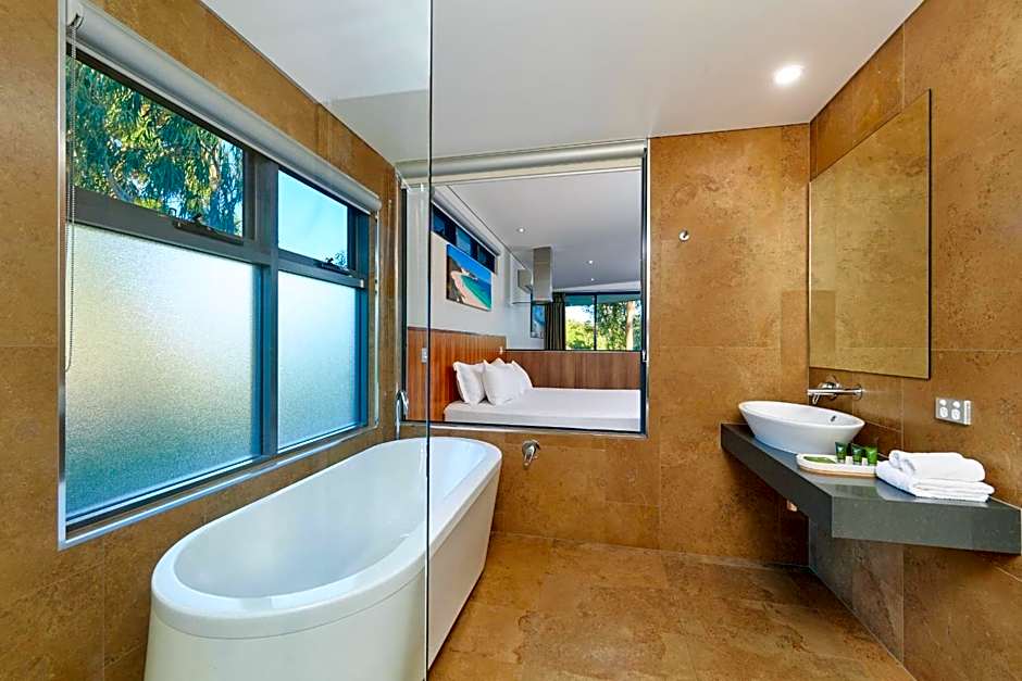 Eight Willows Retreat