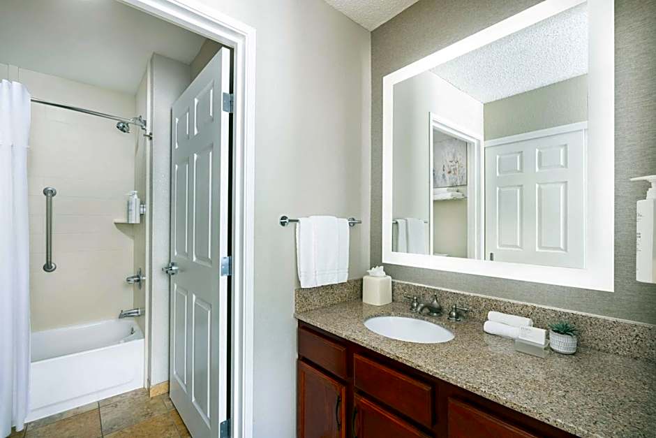 Homewood Suites By Hilton Dallas-Grapevine, Tx