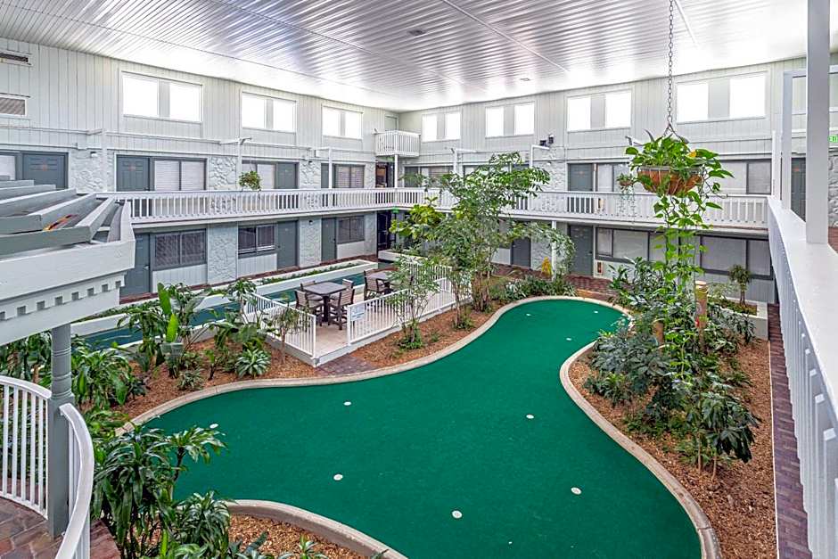 Club Destin Condos