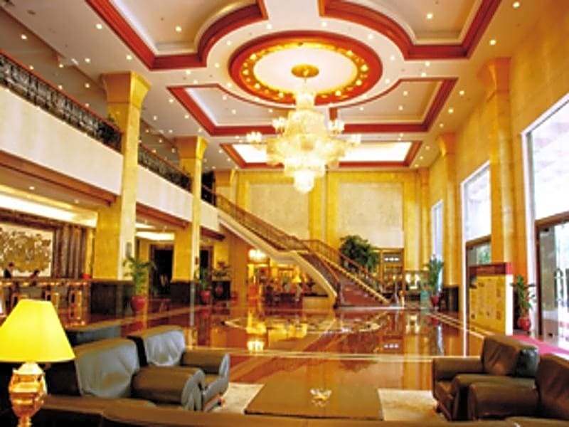 Gladden Hotel Shilong