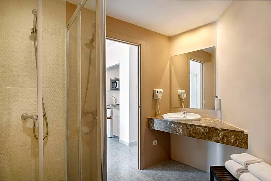 Sol Lunamar Palmanova Apartamentos - Adults Only