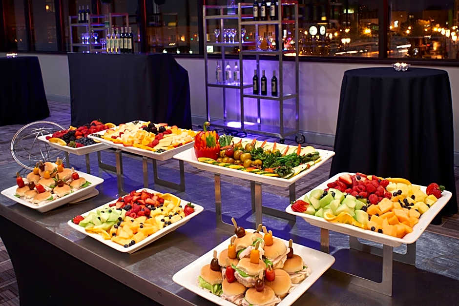 Marriott East Lansing at University Place