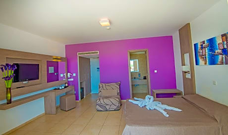 Family Room Standard