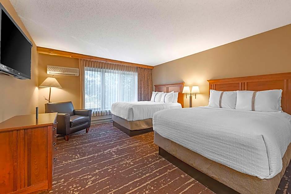 Best Western Premier The Lodge On Lake Detroit