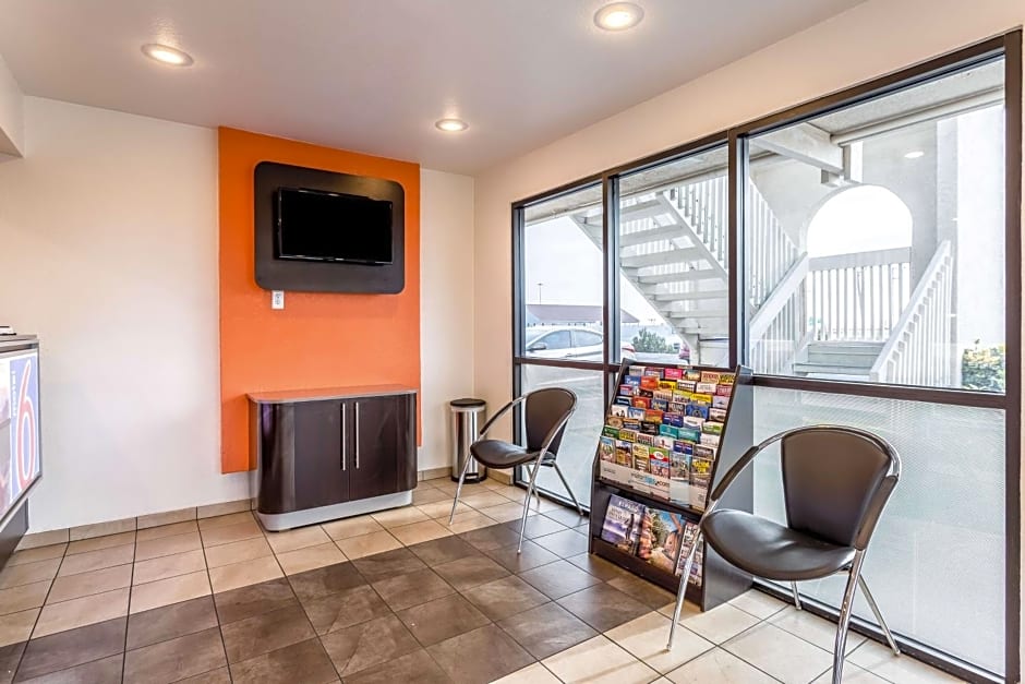 Motel 6-El Paso, TX - East