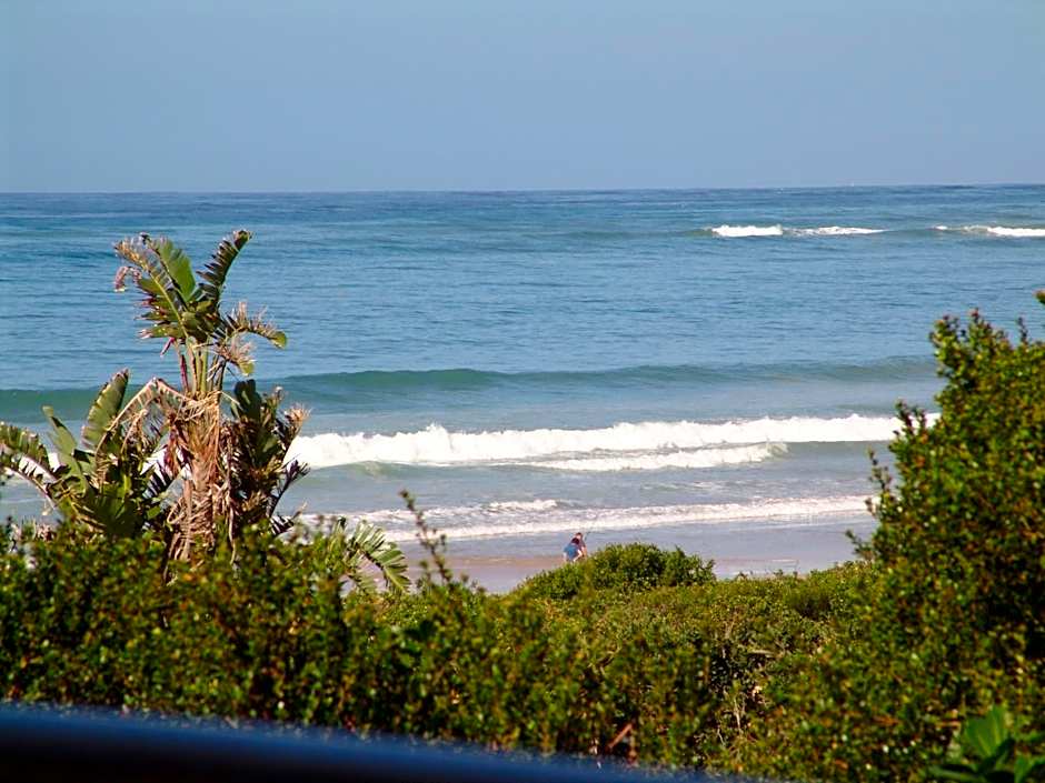 Diaz 15 House on the Bay