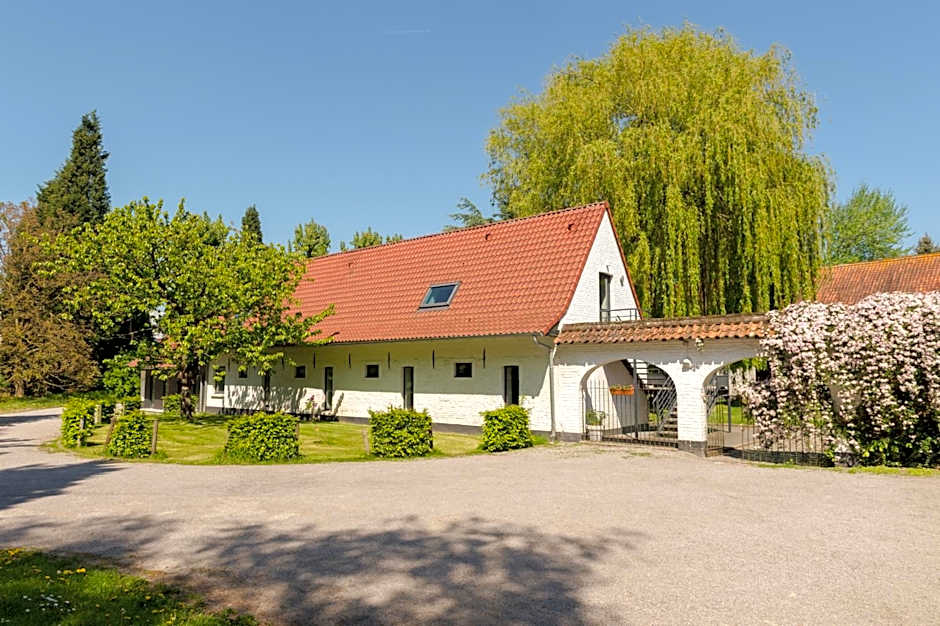 La Ferme Blanche, The Originals Relais
