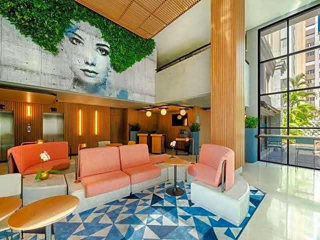 Flat REFORMADO em hotel no Jardins