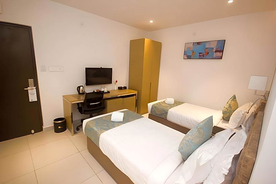 Vihaari 24 Business Hotel