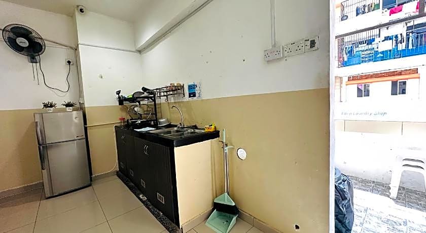 H2 Segama Backpackers