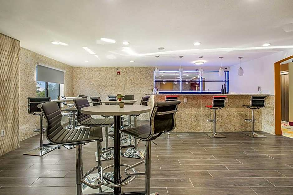 The Leo Collection Detroit, Ascend Hotel Collection