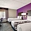 La Quinta Inn & Suites by Wyndham Miami Airport East