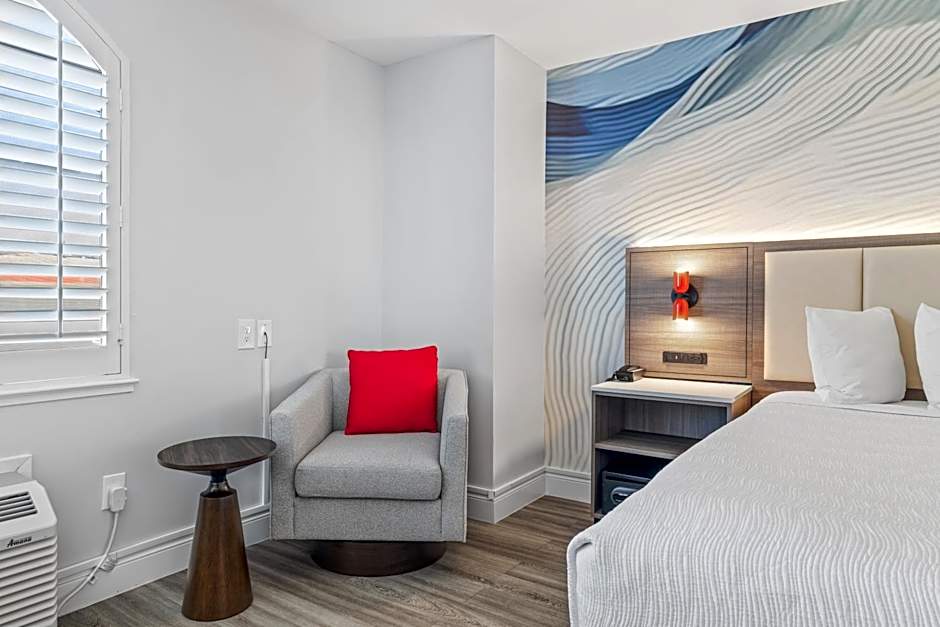 Hotel Skye San Francisco Airport SFO FREE SHUTTLE!