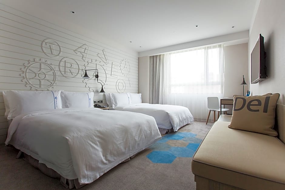 Airline Inn - Kaohsiung Station 