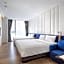 Explore Hotel