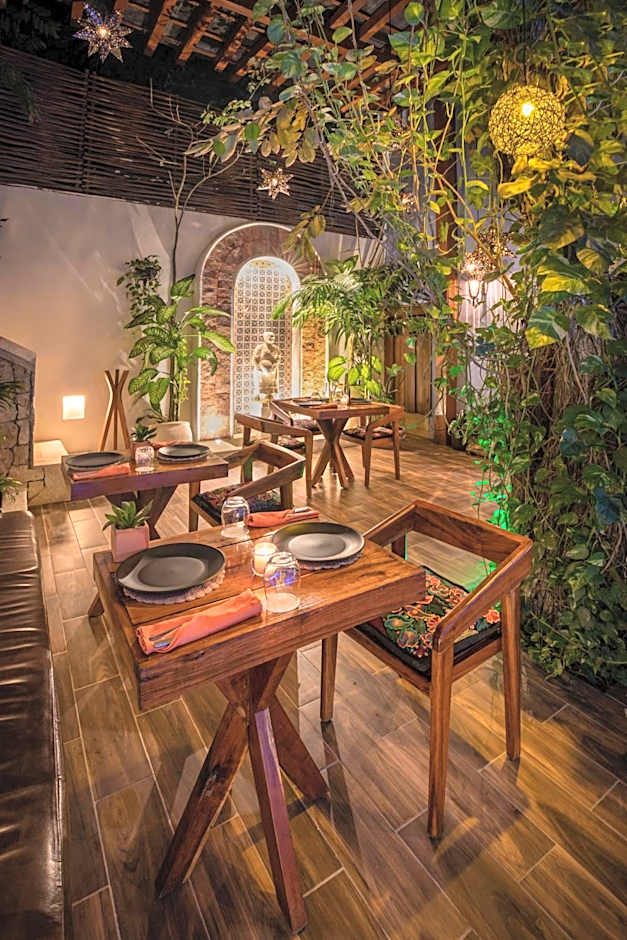 Le Muuch Hotel Boutique