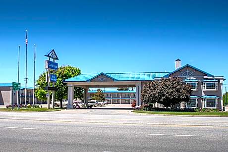 Clover Creek Inn