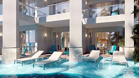 Luxury Paradise Swim-Up Suite