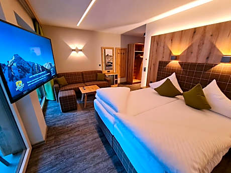 Superior Double Room with Balcony 36m2