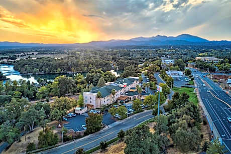 Hilton Garden Inn Redding