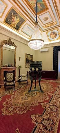 Palazzo Laguardia