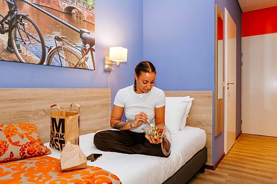 Amsterdam Teleport Hotel