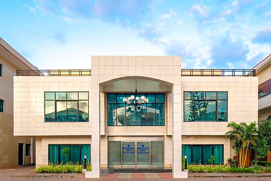 Protea Hotel by Marriott Lagos Kuramo Waters