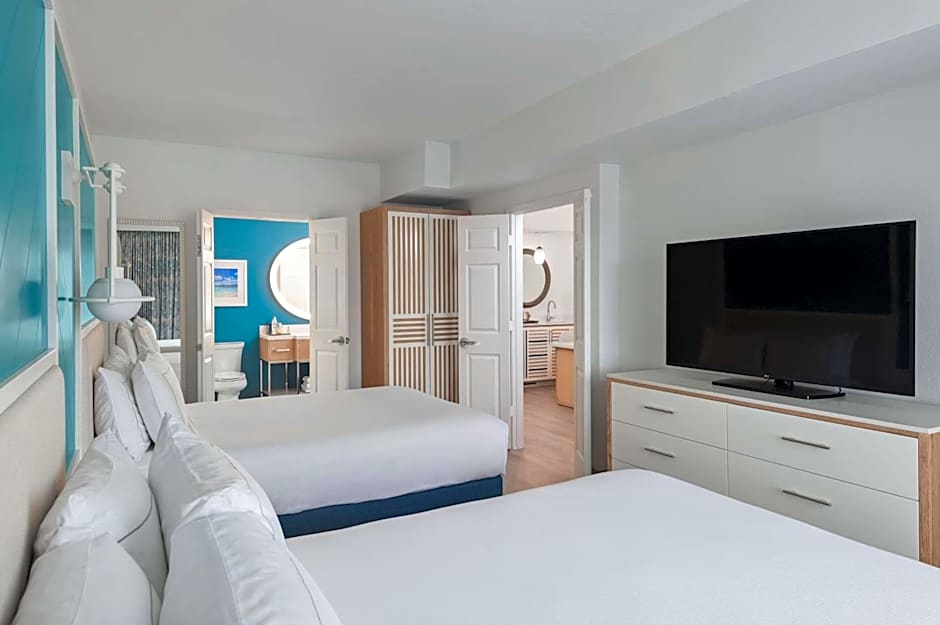 DoubleTree Suites By Hilton Naples