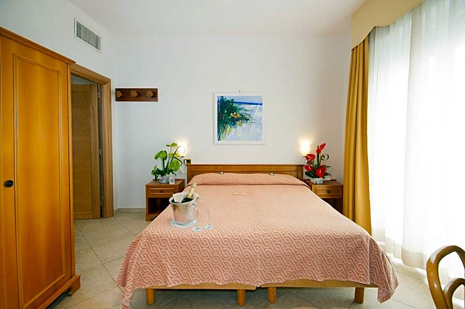 Joli Park Hotel - Caroli Hotels