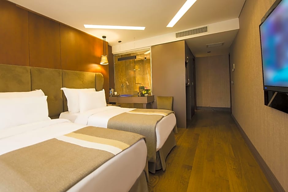 Blueway Hotel Historical