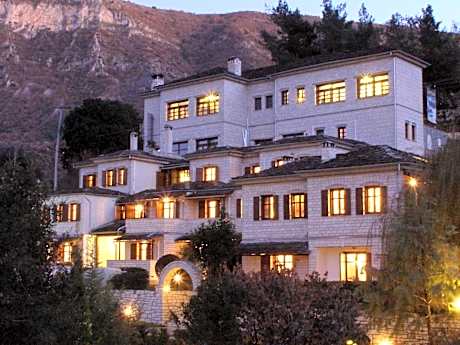 Hotel Taxiarches