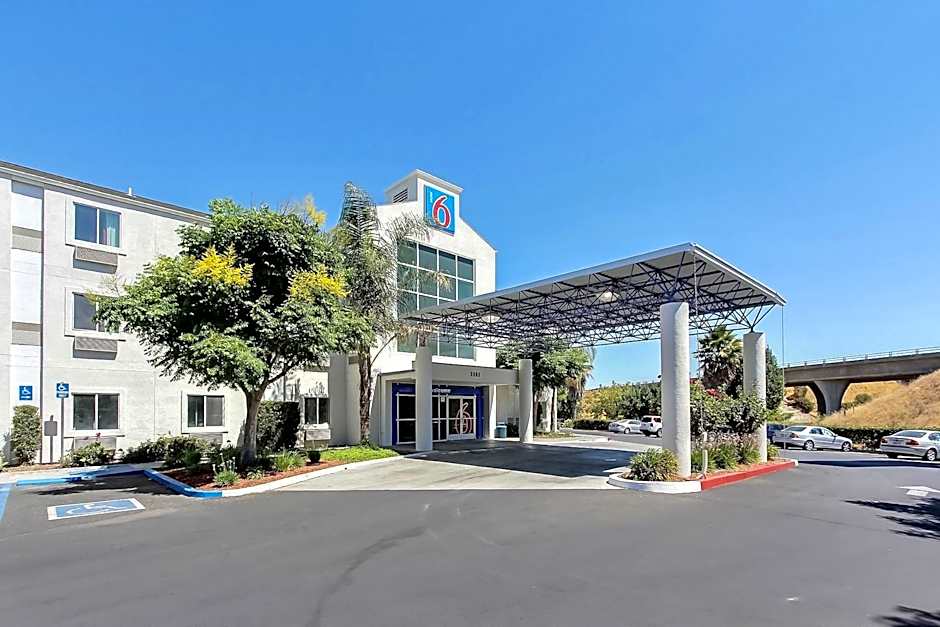 Motel 6-Gilroy, CA