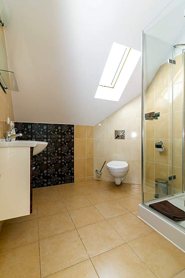 Apartamenty Golden Village