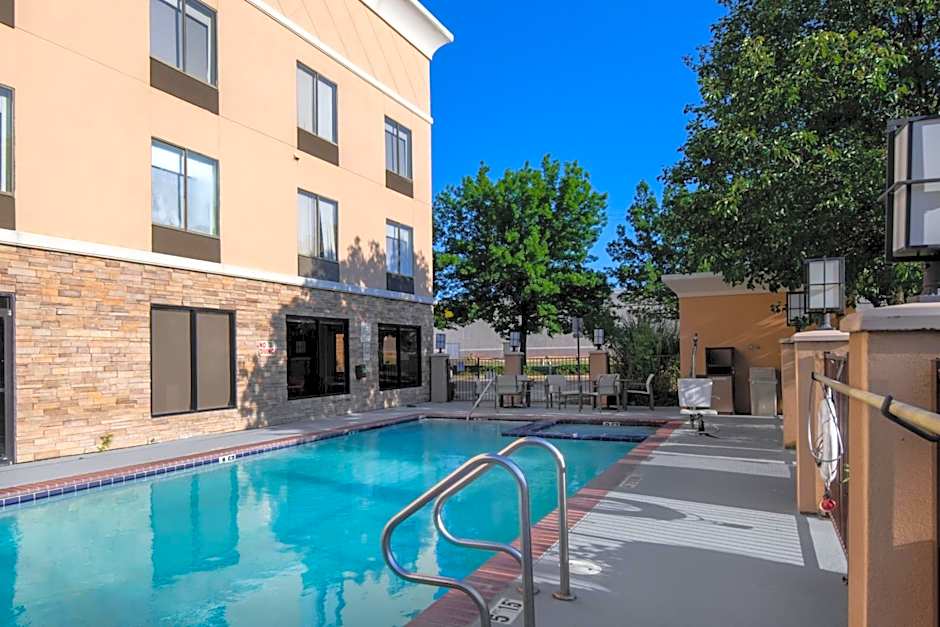 Holiday Inn Express Arlington Interstate 20 Parks Mall By IHG