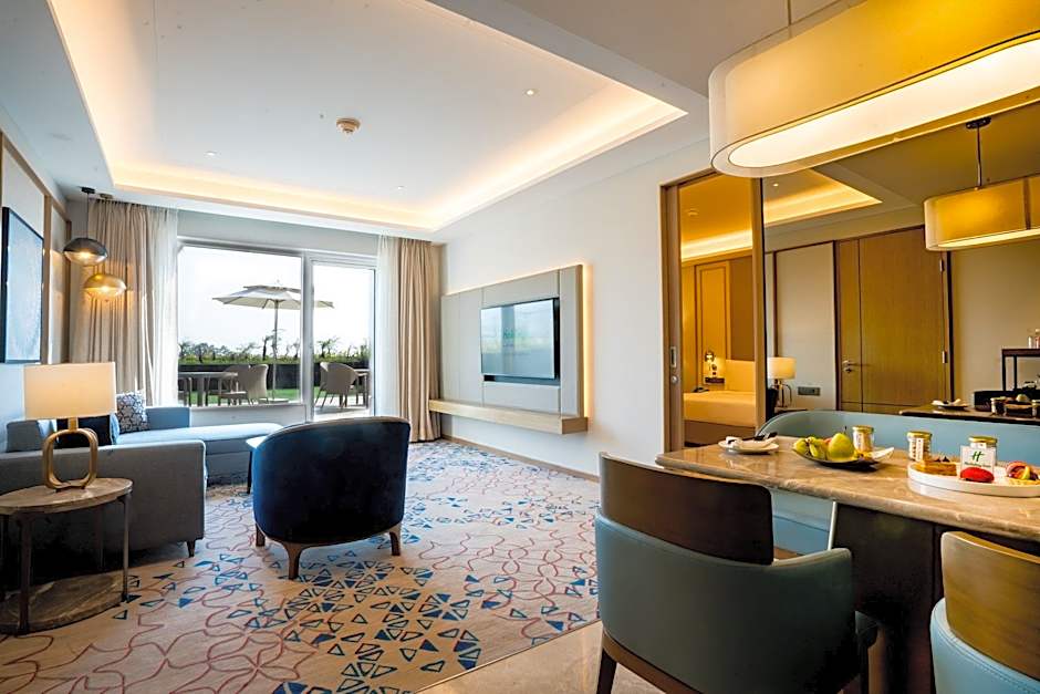 Holiday Inn Lucknow Airport By IHG