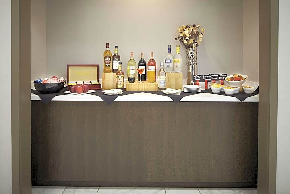 Embassy Suites By Hilton Hotel Atlanta-Galleria