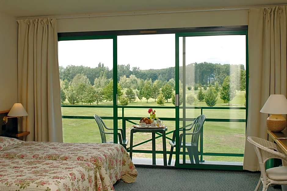 Golf Hotel Colvert - Room Service Disponible