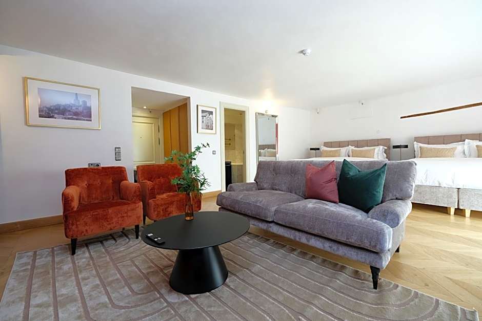 The Three Sisters Hotel