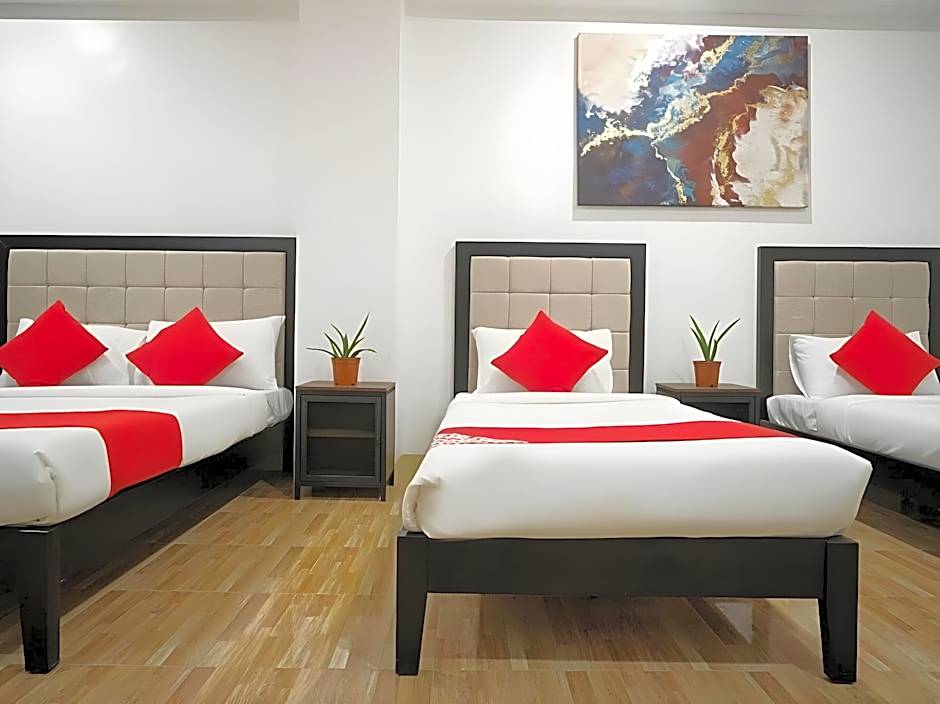 OYO 150 Davao Airport View Hotel