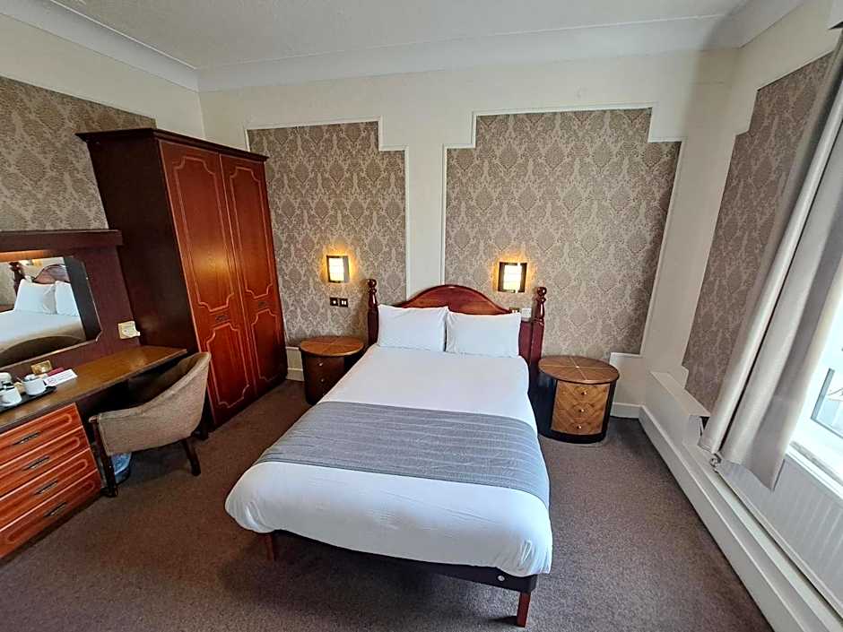 The Scarisbrick Hotel