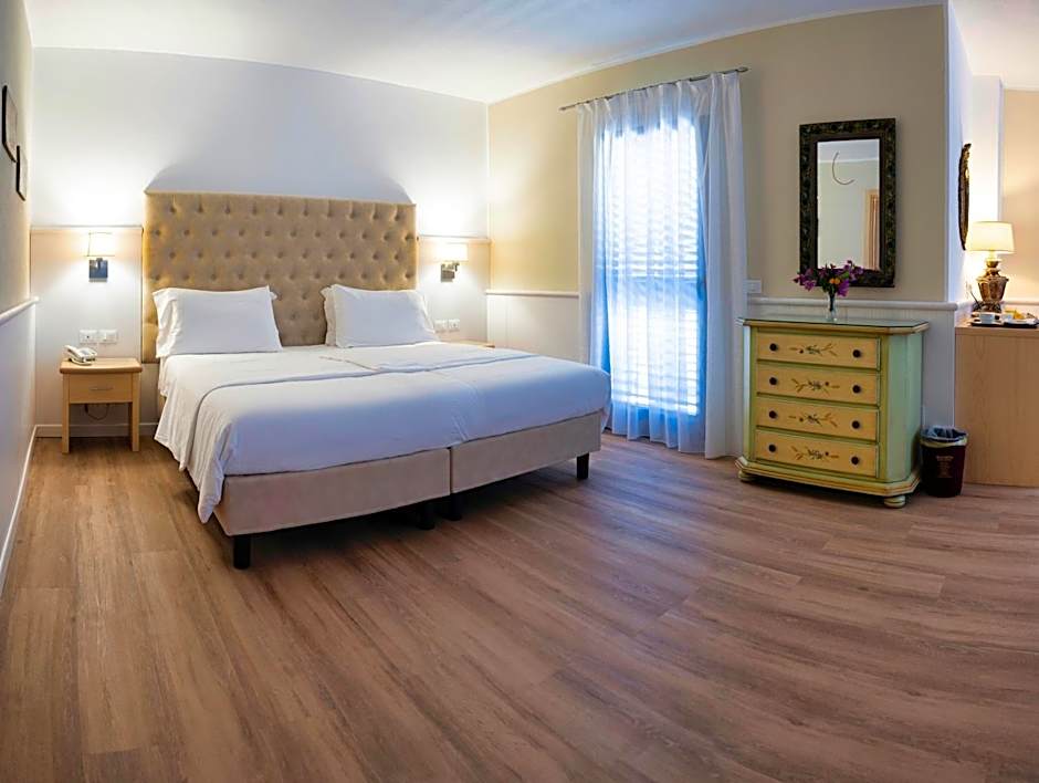 Arathena Rocks Hotel