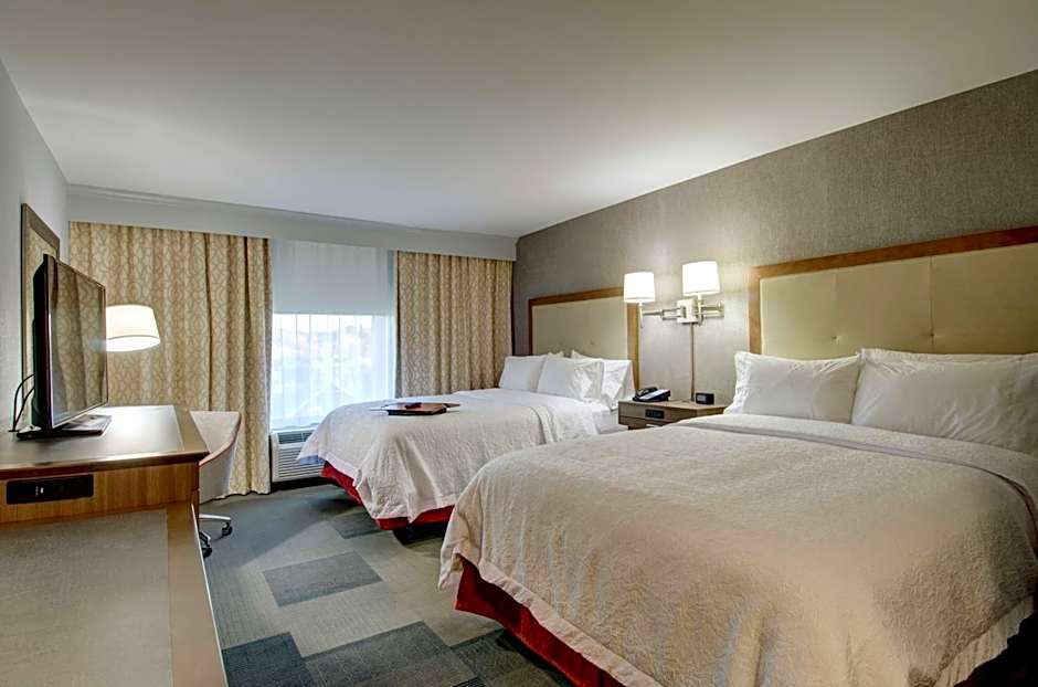 Hampton Inn By Hilton & Suites Springfield/Downtown