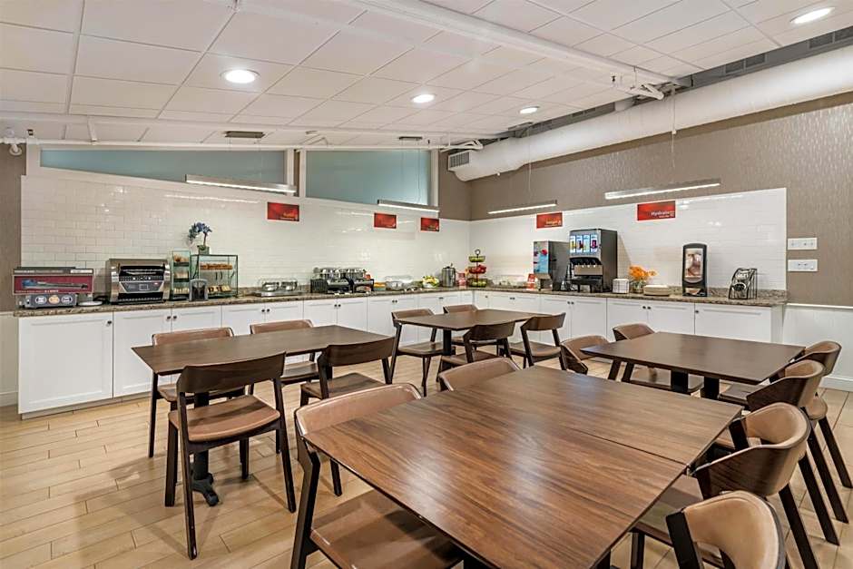 Best Western Plus Waltham Boston